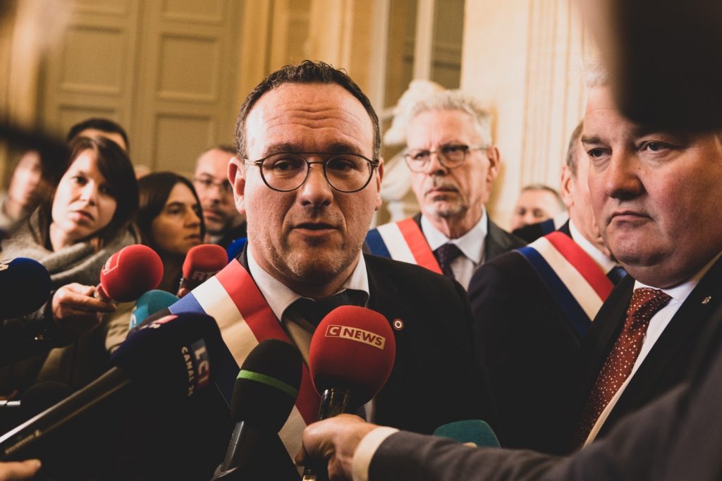 Damien Abad dans les médias